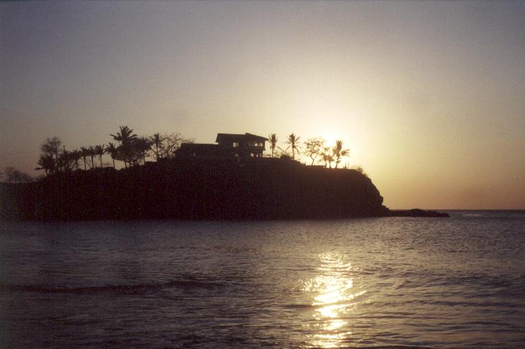 costa1.jpg (43854 bytes)