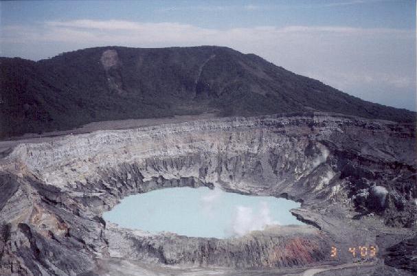 costa8.jpg (46333 bytes)